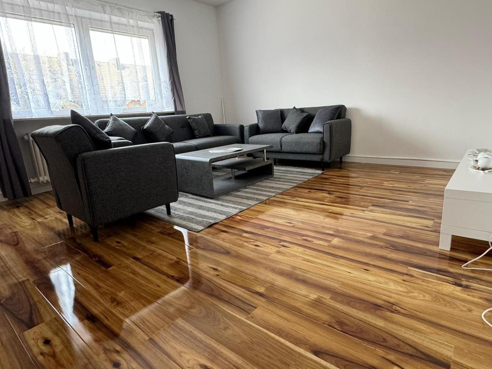 Zentral Gelegene Unterkunft In Kiel Ngoại thất bức ảnh